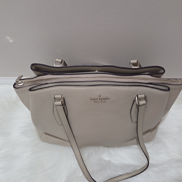 Kate Spade New York Monet Large Triple Compartment Tote in Cream - Picture 2 of 6